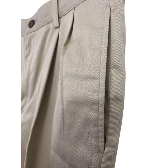Men's LL BEAN Double L Classic Fit Pleated Khaki Chinos Pants Size 33W 34L - Picture 4 of 7